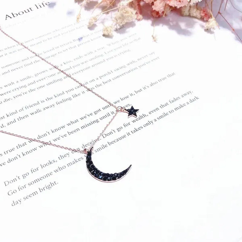 Fashion Black Diamond Star Moon Necklace Simple Moon Clavicle Chain Women