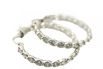 DIAMOND STONE SET ROUND BRILLIANT SHAPE INSIDE OUTSIDE SET DIAMOND HOOP EARRING