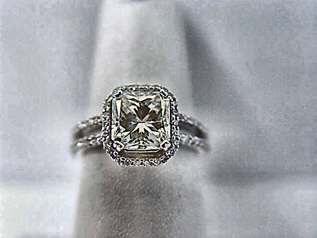 CERTIFIED DIAMOND RADIANT 7.33X 7.12X 4.79MM SIDE ROUND