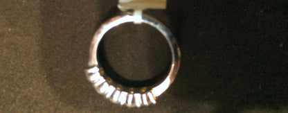 DIAMOND ROUND BRILLIANT SHAPE TOP SET DIAMOND BAND