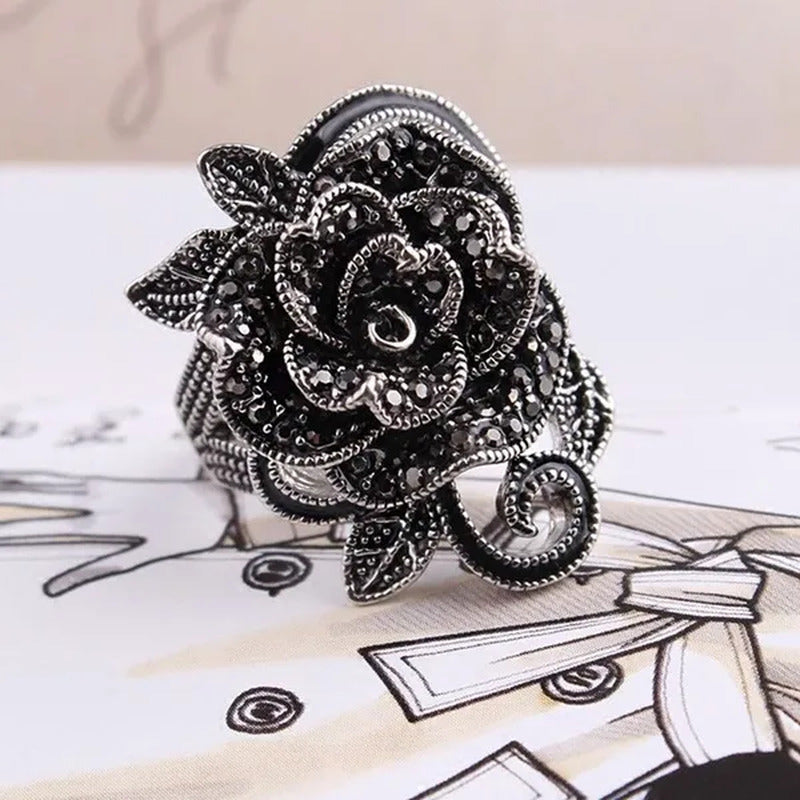 US/UK Trendy Women Retro Rose Flower Ring Black Crystal Vantige Big Flower Rings