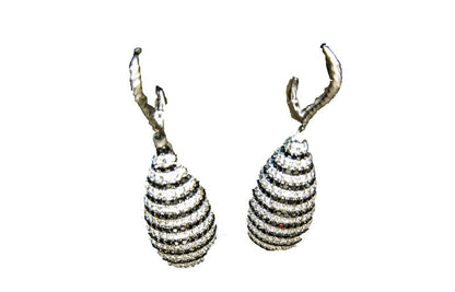 BLACK DIAMOND AND WHITE DIAMOND EARRING