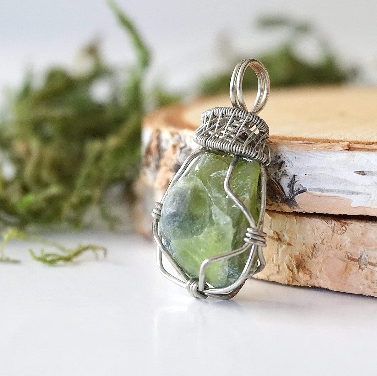 Raw Peridot Crystal Necklace - Green Peridot Pendant - August Birthstone Jewelry