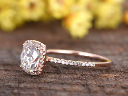 Antique 1.25 Carat Man Made Diamond Moissanite and Man Made Diamond Moissanite R