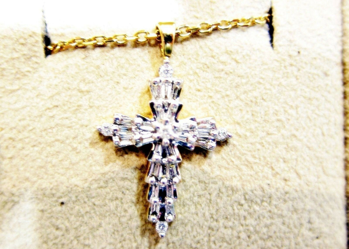 DIAMOND YELLOW GOLD ROUND BRILLIANT SHAPE BAGUETTE