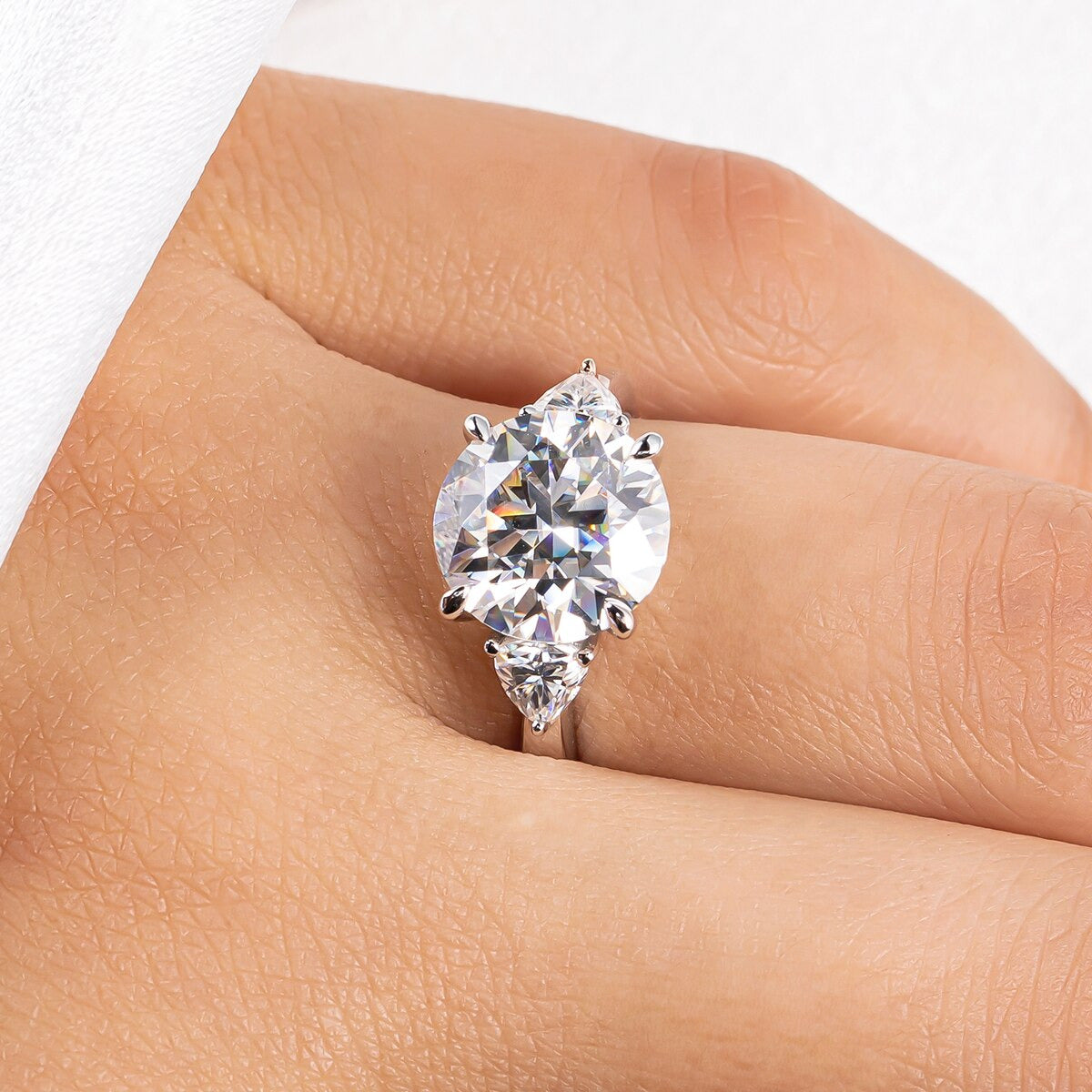 Anujewel 4.6 Carat D Color Moissanite Diamond Engagement Wedding Ring