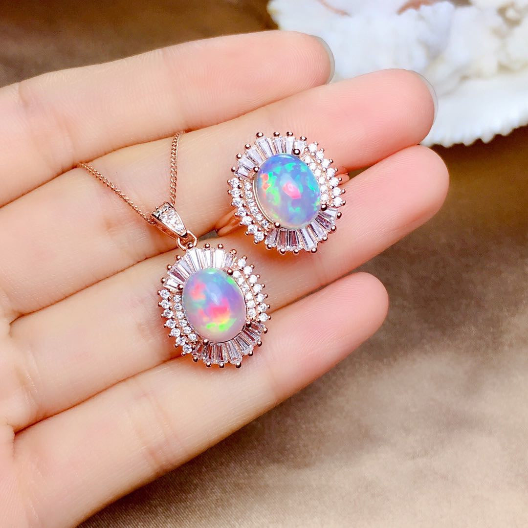 Female Ring Pendant Crystal Clean Color Good