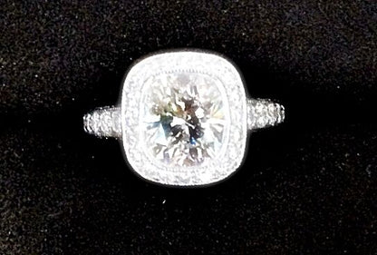 GIA CERTIFIED G COLOR VS1 CLARITY GRADE CUSHION SHAPE HALO ROUND ENGAGEMENT RING