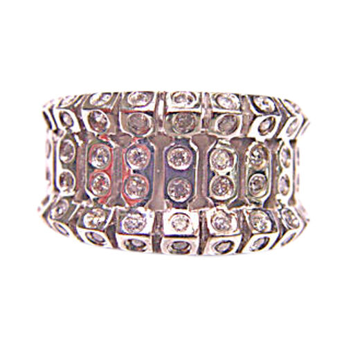 DIAMONDS ARE BEZEL SET ONLY ON TOP BAND