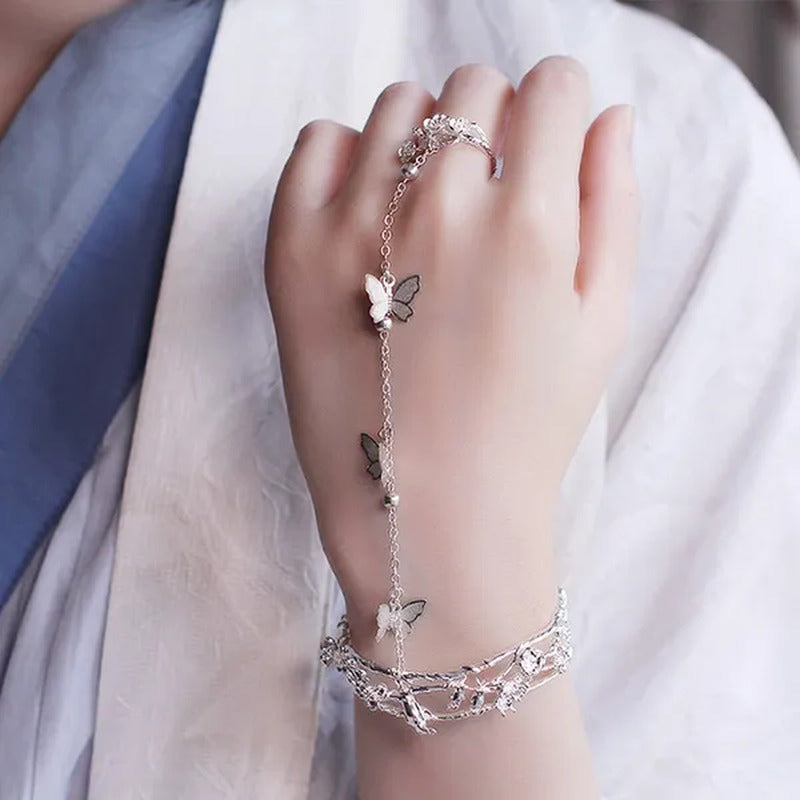 Antique Style Butterfly Bell Ring Bracelet Chinese Clothing Hand Jewelry Adjusta