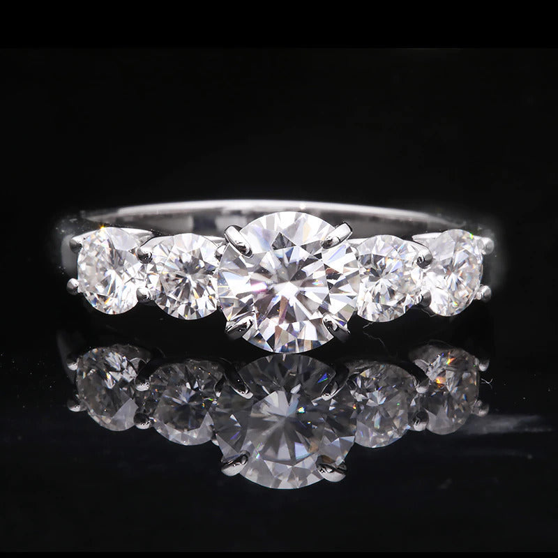 2.2Carats 6.5Mm D Color VVS1 round Excellent Cut Moissanite Wedding Engagement