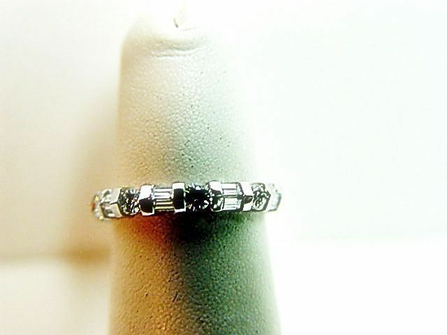 DIAMOND 9 ROUND 18 BAGUETTE BAND