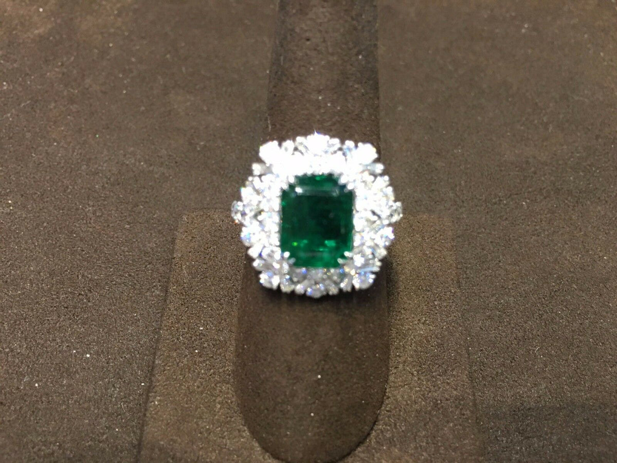 EMERALD RECTANGULAR DIAMOND ROUND BAGUETTE SHAPE RING