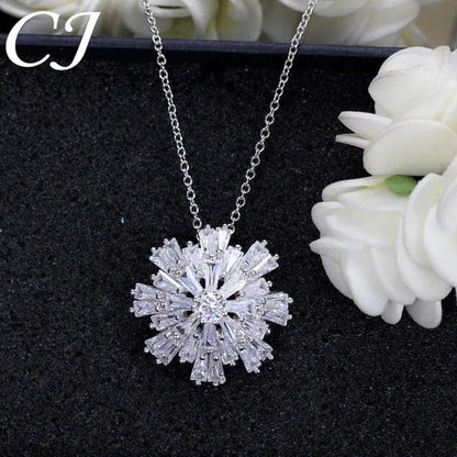 CANDICE Elegant Big Snowflake Pendant Necklace Inlay Luxury Quality Multi Cut CZ