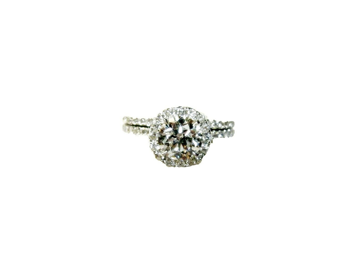 GIA CERTIFIED ROUND DIAMOND CENTER TWO PIECE SET DIAMOND ENGAGEMENT RING