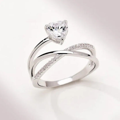 Women New Design Distinctive 925 Sterling Silver Heart Shaped Diamond Guiding St