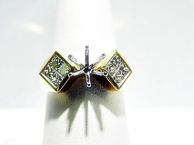 DIAMOND 8 PRINCESS SHAPE INVISIBLE SET BEZEL SET SETTING