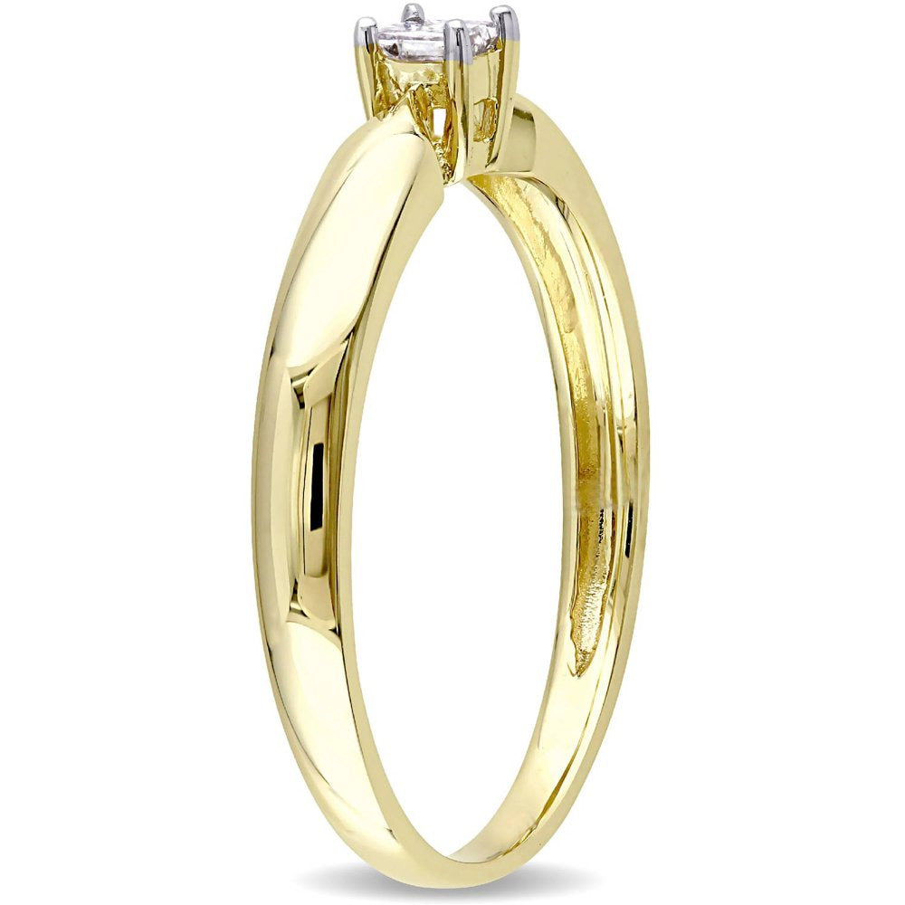 1/10 Carat T.W. Princess Cut Diamond Solitaire Ring in 10Kt Yellow Gold