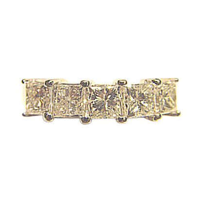 DIAMOND 5 STONE COMMON PRONG SET TOP SET BAND DIAMOND BAND DIAMOND RINGRING