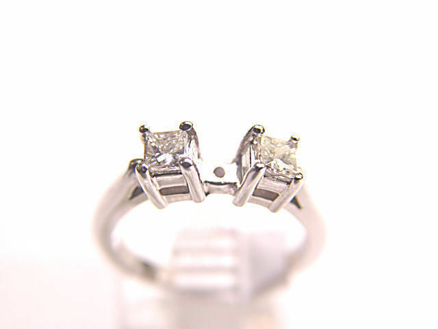 DIAMOND 2 PRINCESS SHAPE SETTING CENTER BASKET