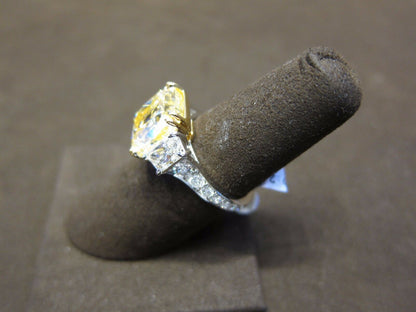 GIA FANCY YELLOW SI1 CUSHION DIAMOND RING SET TRAPEZOID ENGAMENT RING