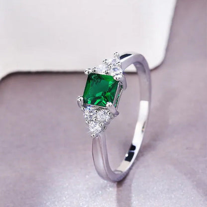 Fashion Jewelry Emerald Diamond 925 Sterling Silver Ring Elegant Bride Wedding E