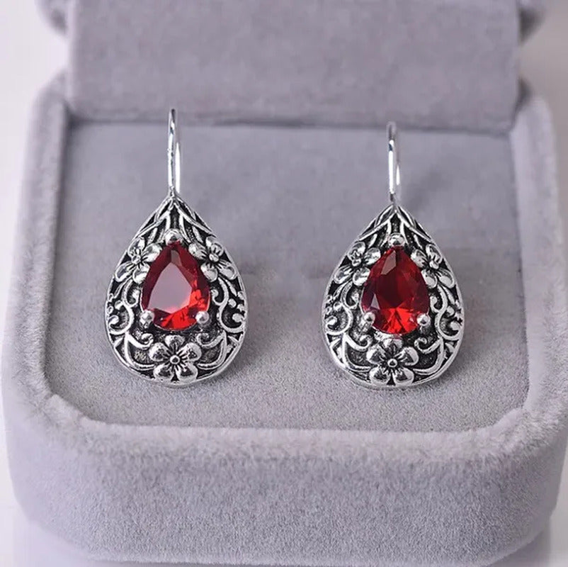 Diamond for Women Waterdrop Pear Carved Red Topaz Gemstone Garnet Earrings Jewel