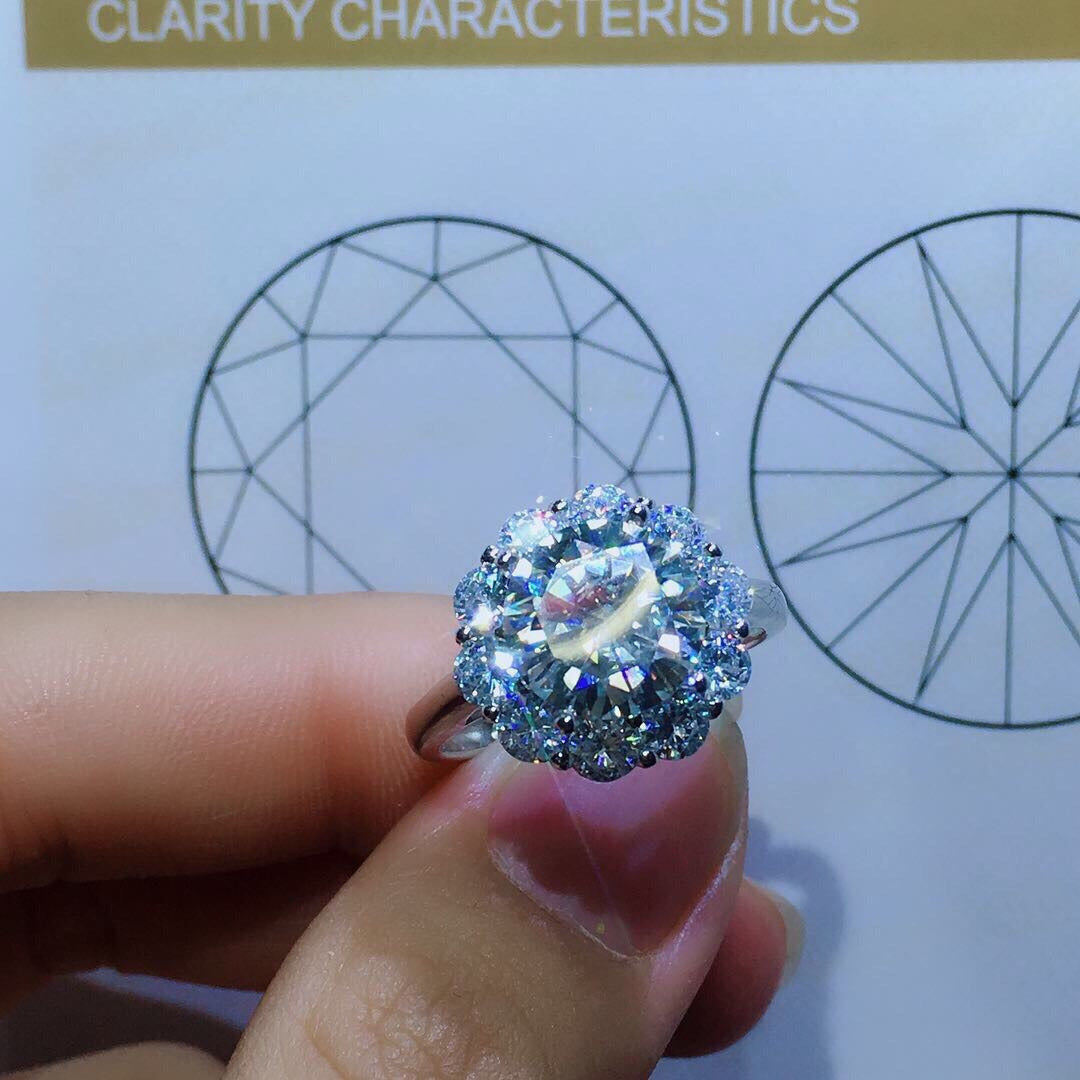 Moissan Diamond Ring Large Grain S925 Silver Inlaid Hearts and Arrows Cut