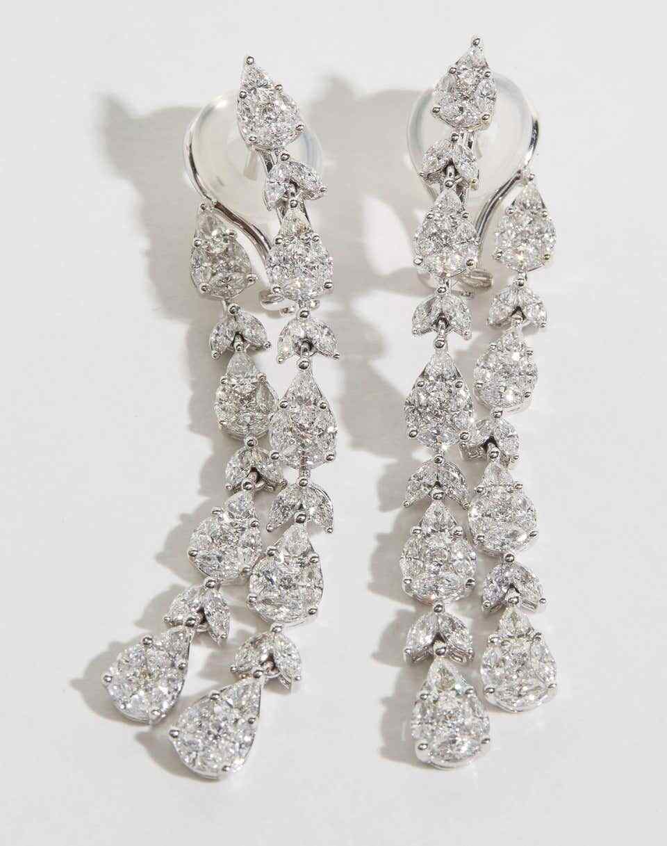 Stunning Diamond Dangle Drop Earrings