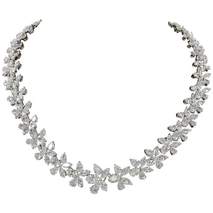 Diamond Platinum Wreath Necklace 56.77 carats of G color VS clarity diamond