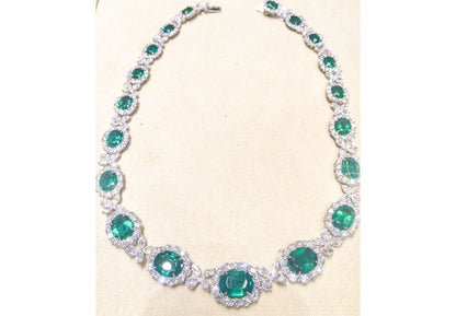 EMERALD GREEN OVAL SHAPE SET DIAMOND PEAR MARQUISE ROUND SHAPE DIAMOND NECKLACE