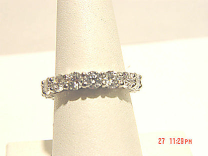 DIAMOND ROUND BRILLIANT SHAPE ETERNITY SET BAND 17 STONE DIAMOND BAND