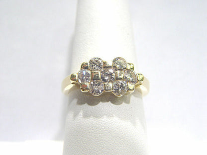 DIAMOND 7 ROUND BRILLIANT SHAPE DIAMOND BAND