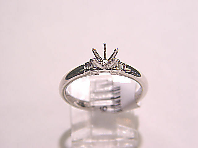 DIAMOND 6 BAGUETTE SHAPE SETTING 6 PRONG FOR A 5.80MM
