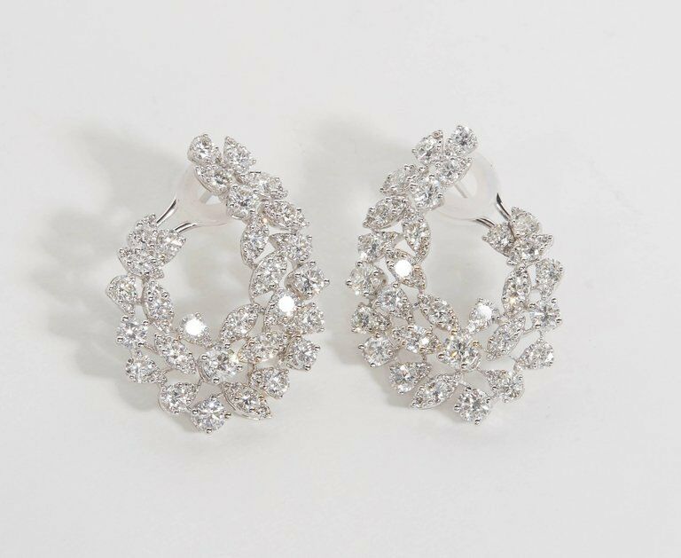 Multi Shape Diamond 9.02 ct f g vs Swirl Earrings Round Pear Marquise 18 k white