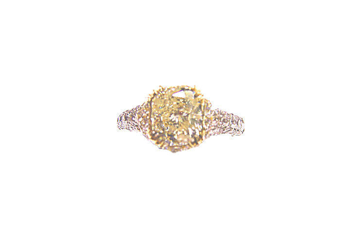 LABORATORY CERTIFIED CUSHION FANCY LIGHT YELLOW 2.60 CT CENTER SIDE 2.40 CT SI3