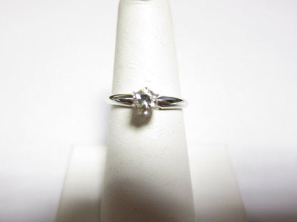 CERTIFIED DIAMOND ROUND BRILLIANT SHAPE SOLITAIRE 6 PRONG