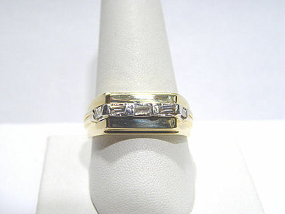 DIAMOND 5 BAGUETTE SHAPE DIAMOND MENS RING