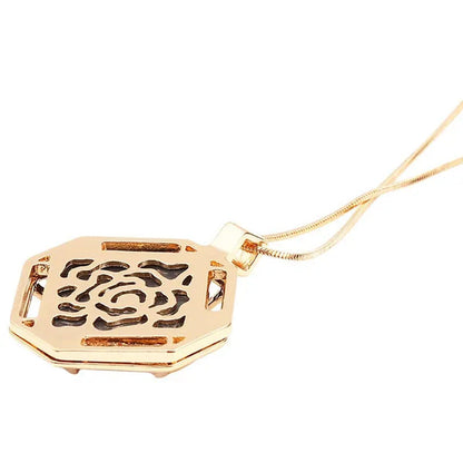Square Diamond White Simple Fashion Square Openwork Sweater Chain