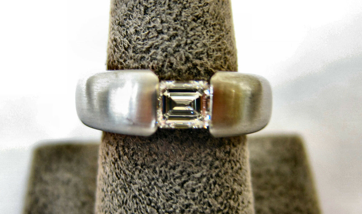 GIA CERTIFIED VERY HEAVY PLATINUM EMERALD SHAPE DIAMOND