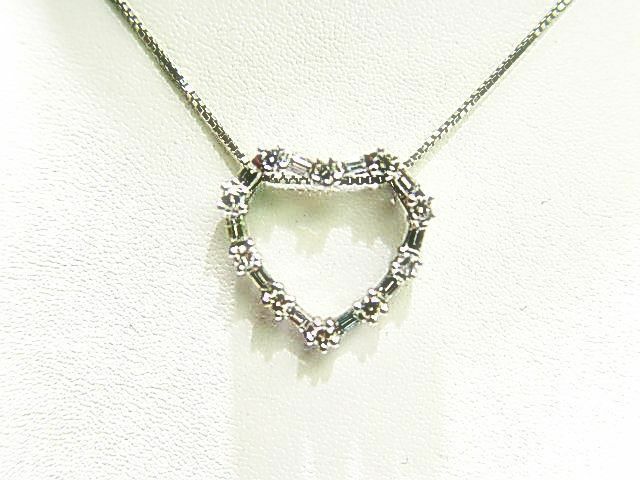 DIAMOND HEART PENDANT INCLUDED 20 INCH WHITE GOLD BOX