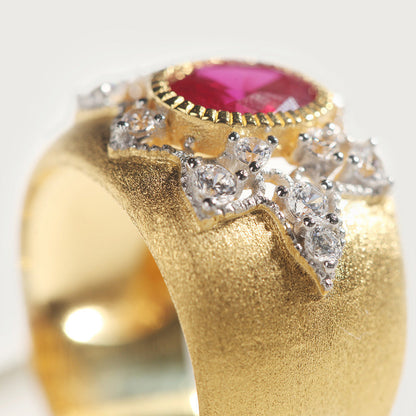 Silver Red Corundum Ring Fashion Luxury Gem with Gold-Plated Inlay