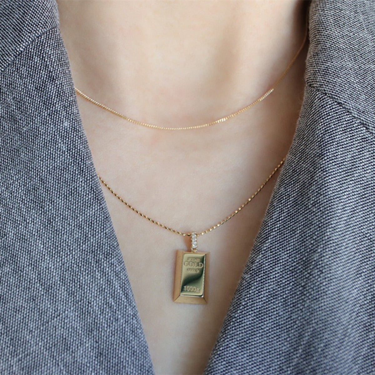 Au750 Gold Gold Bar Natural Diamond Pendant Necklace