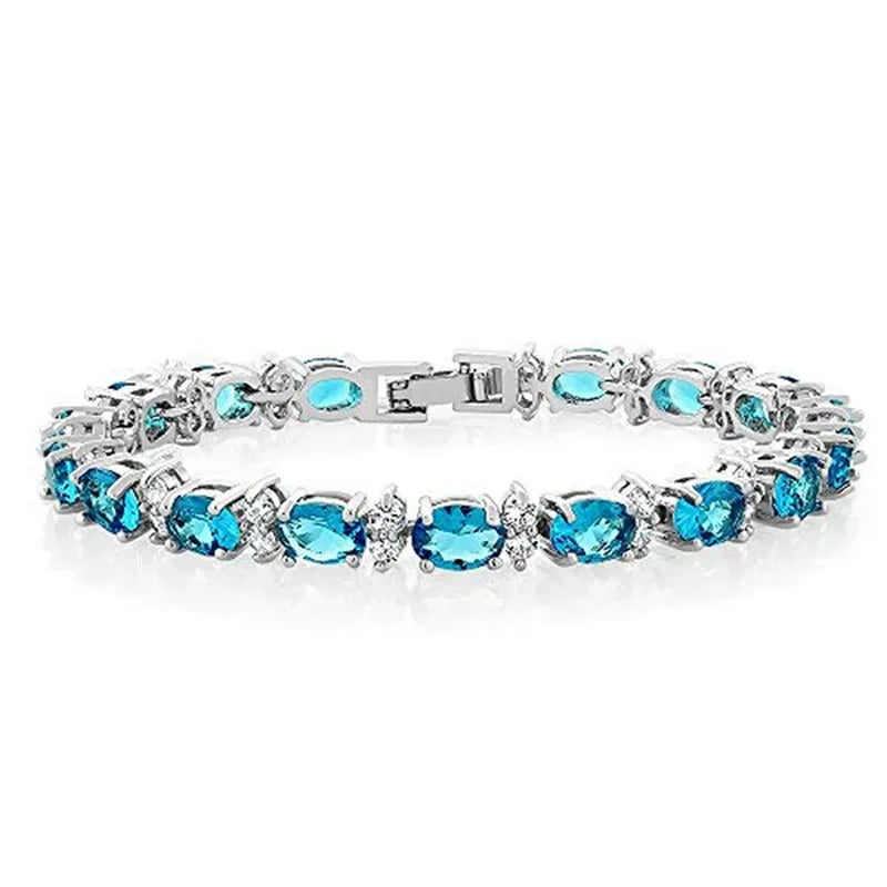 Gem Stone King 925 Sterling Silver Gorgeous Oval and round Sparkling Cubic Zirco