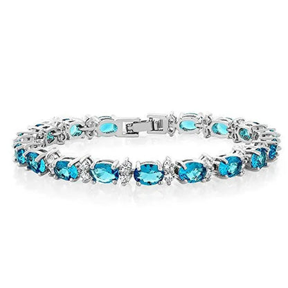 Gem Stone King 925 Sterling Silver Gorgeous Oval and round Sparkling Cubic Zirco