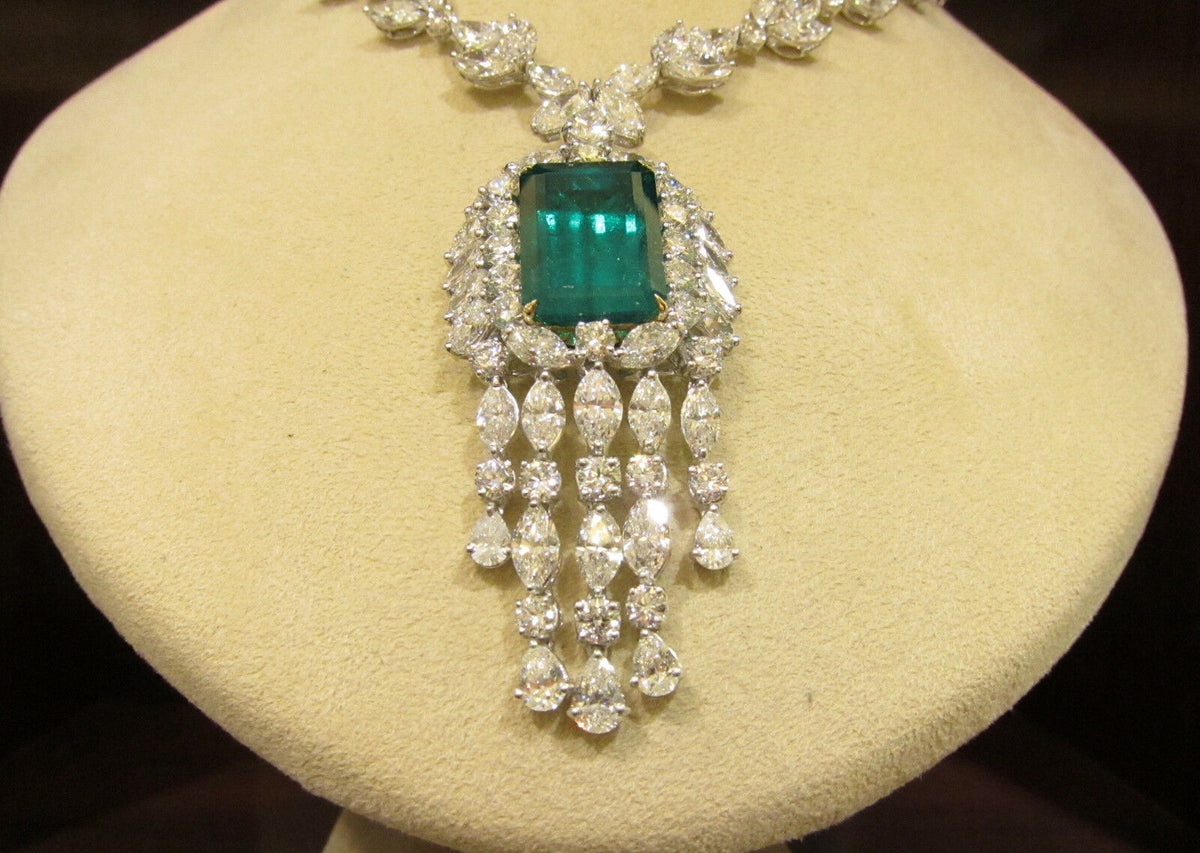 GIA CERTIFIED 100% NATURAL EMERALD 20.14X14.55X9.82MM MULTI DIAMOND NECKLACE