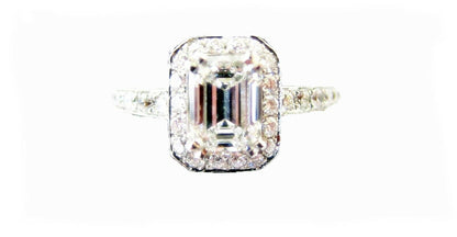 CERTIFIED EMERALD SHAPE DIAMOND AND ROUND SHAPE DIAMOND SET TOP ENGAGEMENT RING