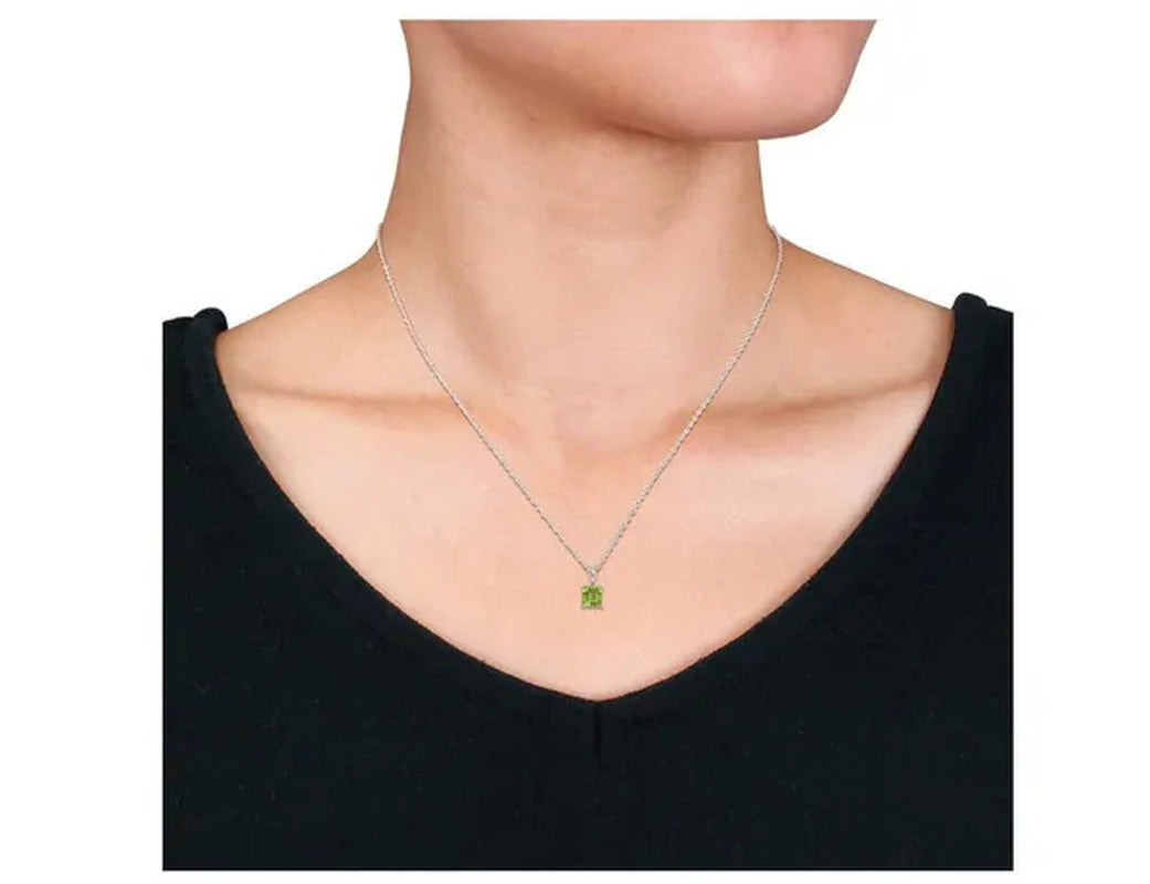1.20 Carat (Ctw) Peridot Princess Solitaire Pendant Necklace in Sterling Silver