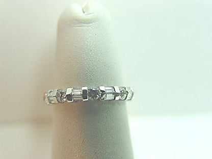 DIAMOND 9 ROUND 18 BAGUETTE BAND