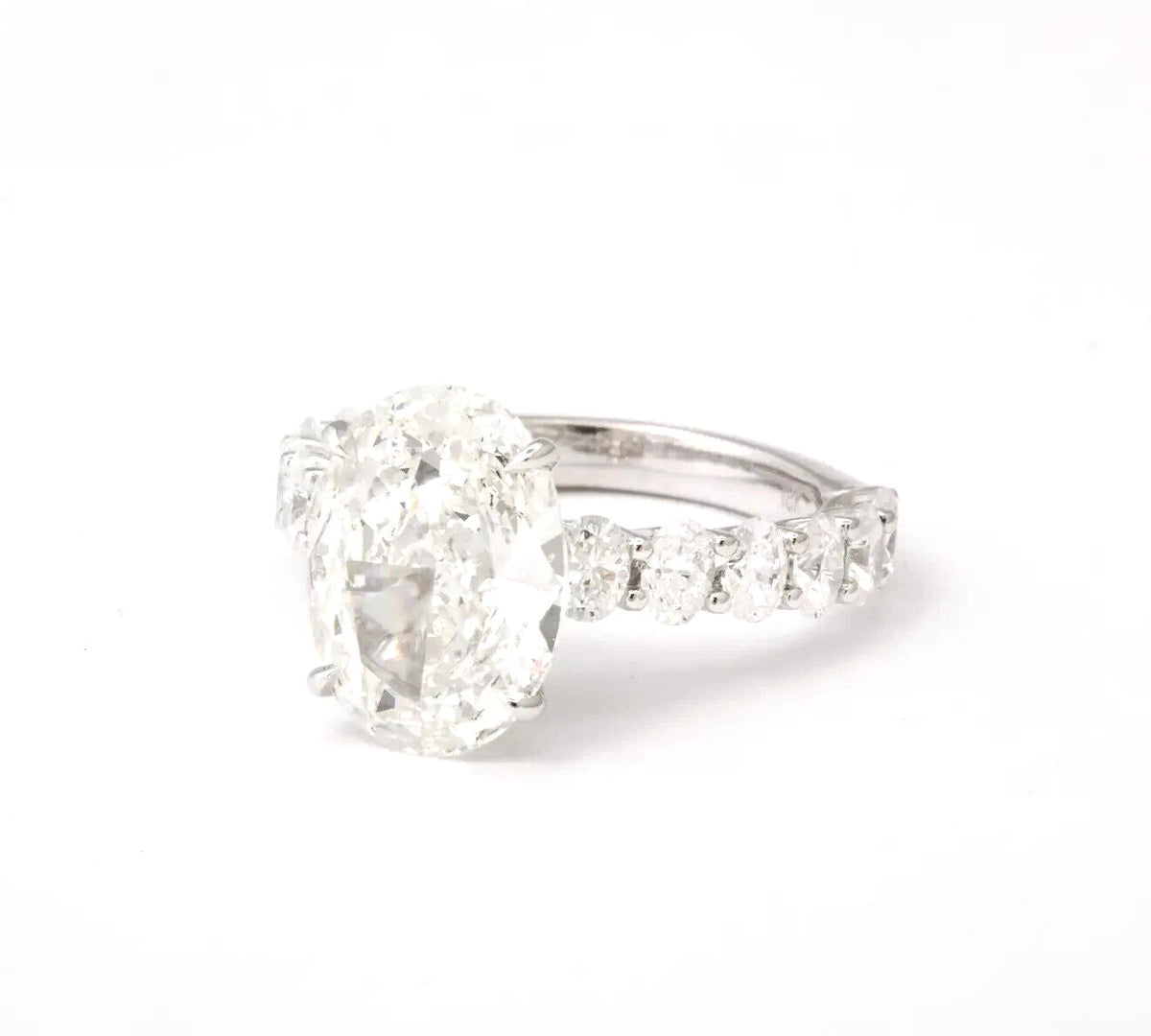 GIA certified E color SI2 4 carat Oval Diamond Engagement Ring